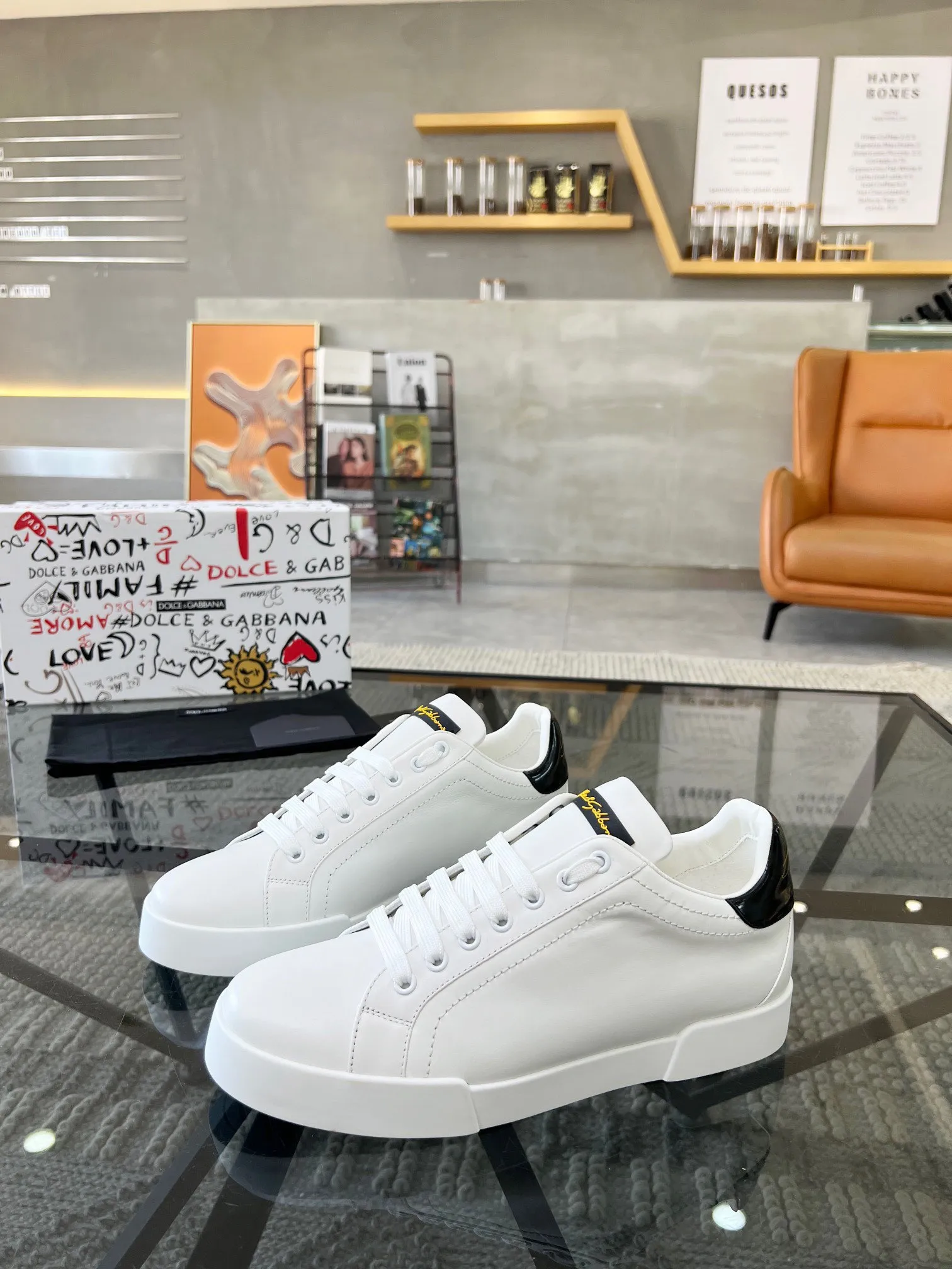 Men's shoes 360 yuan🏮🏮2023 new Dolce & Gabbana/top original single DG heavy industry series, imported original waterproof canvas, contrasting color design is super beautiful, exquisite and luxurious, super A level! Compared with the genuine product at the counter, the version is no worse at all! size：38-46